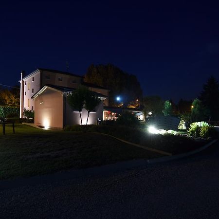 Agrialloggi La Palazzina Curtarolo Екстериор снимка